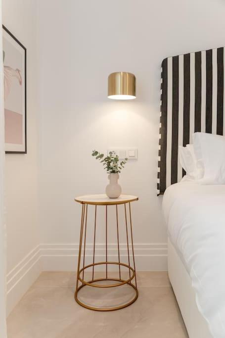 Isg Apartments O'Donnell 2-2-Free Parking Sevilla Eksteriør billede